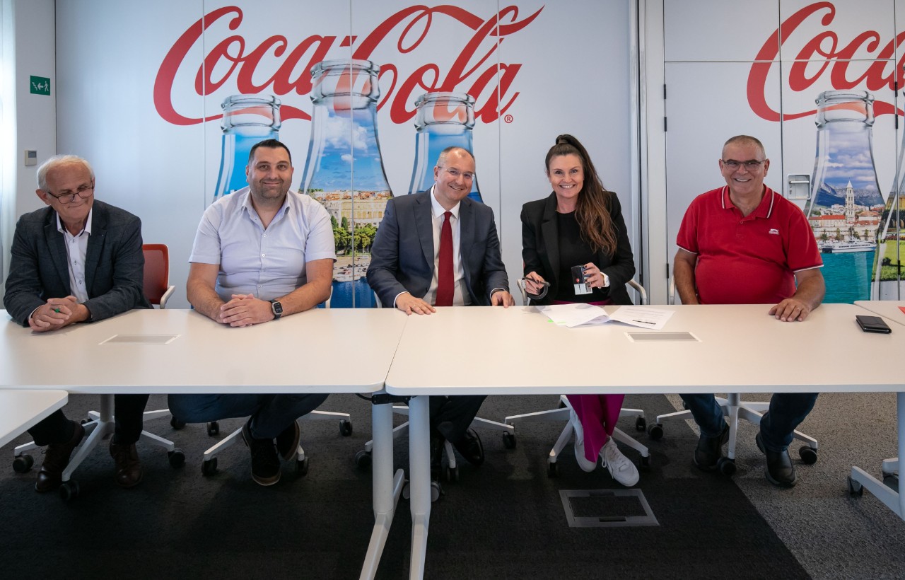 Coca-Cola HBC Hrvatska potpisala je dopunu kolektivnog ugovora sa sindikatima_1